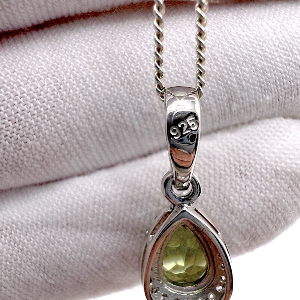 Genuine Peridot & Clear Cz .925 Sterling Silver Necklace - Picture 9 of 14